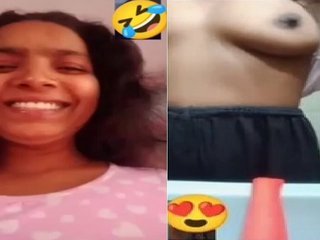 Hot girl on sex call in a viral video