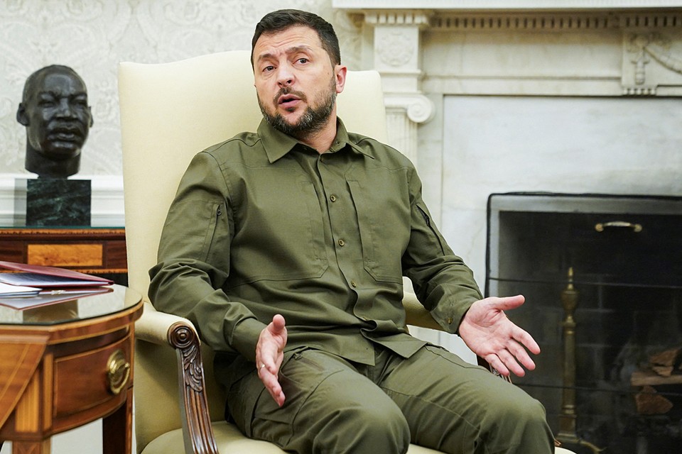 Zelensky money ukraine