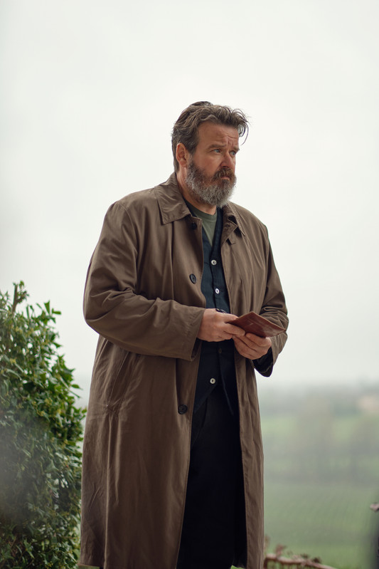 stucky serie rai 2 episodio stasera il sole di tabriz cast giuseppe battiston trama finale rai