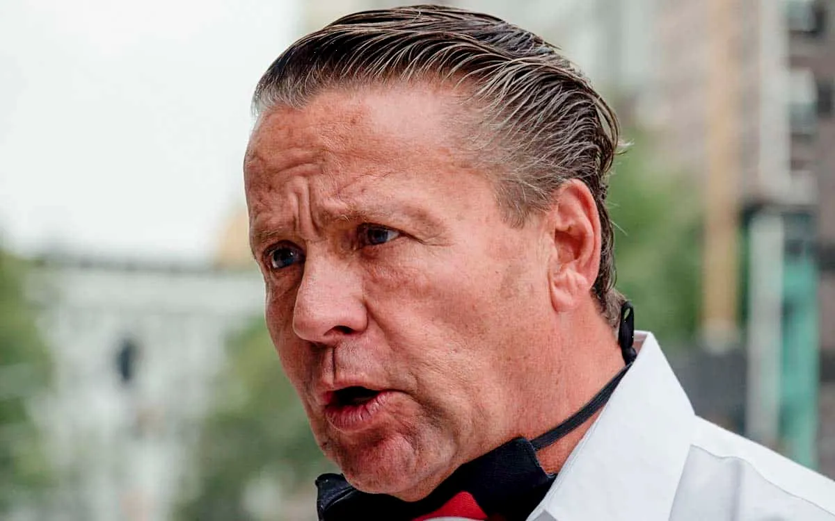 Alfredo Adame se hace “limpia” para evitar peleas y polémicas