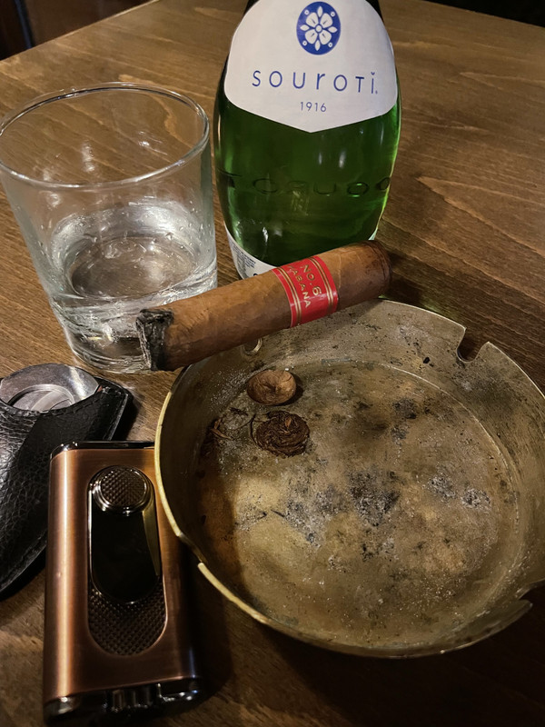 6765CDD8-554B-46F3-B36A-E146C84ED52F