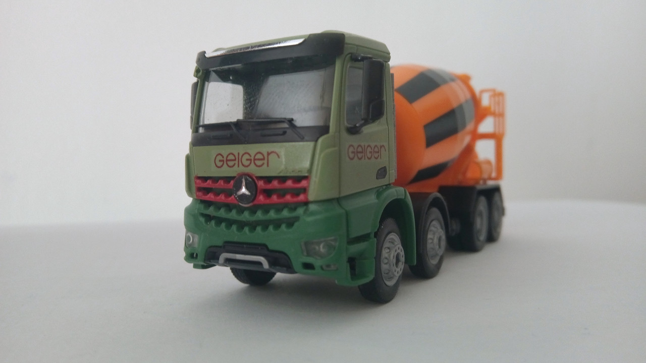 Mach (9804)