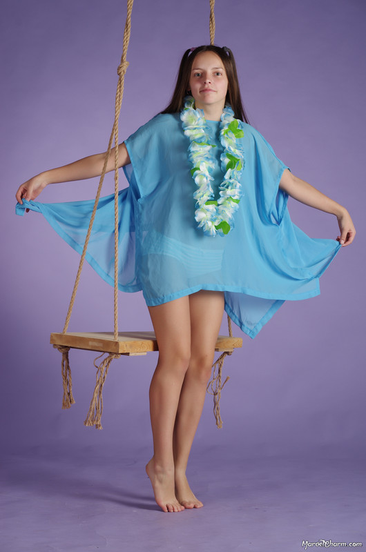 MarvelCharm_Nika-Swing-027