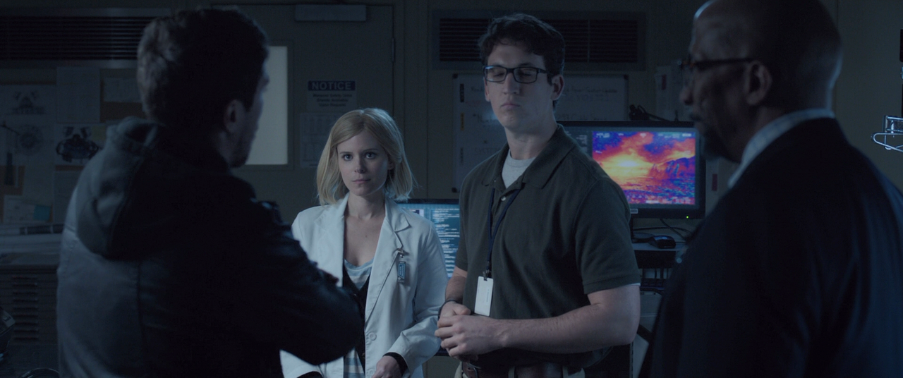 07 Фантастическая четверка 2015_BDRip 1080p.mkv_20231112_220721.301