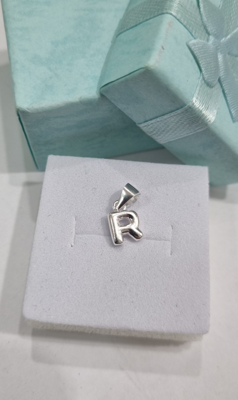 Dije de inicial R #00125