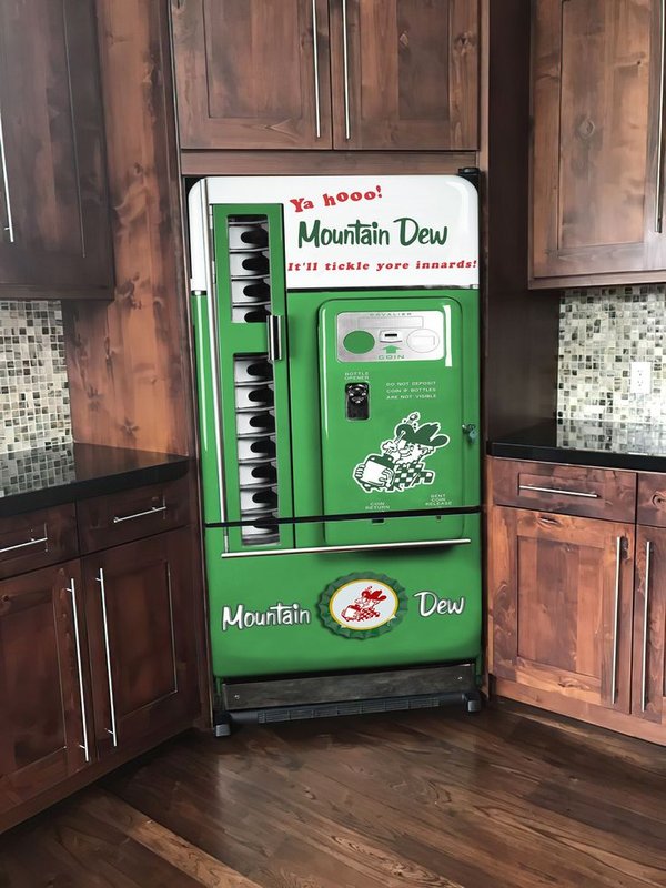 green-vending-machine.jpg