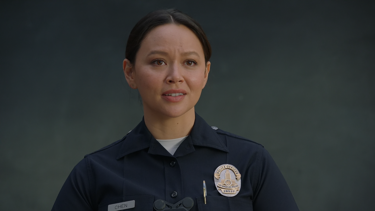 The.Rookie.S05E11.The.Naked.and.the.Dead.1080p.10bit.AMZN.WEB-DL.DDP5.1.HEVC-Vyndros.mkv_snapshot_08