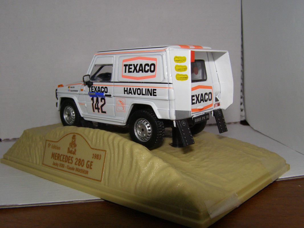 Mercedes Benz G 280 Dacar 83 by Norev (10)