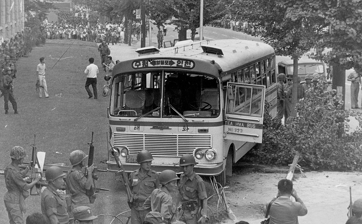 Silmido-Incident-Hijacked-Transit-Bus.jp