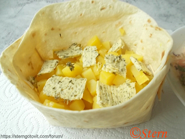 Лосось с картошкой в аэрогриле