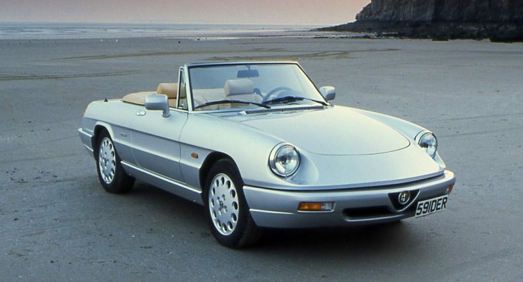 Alfa-Romeo-Spider (1990-93)