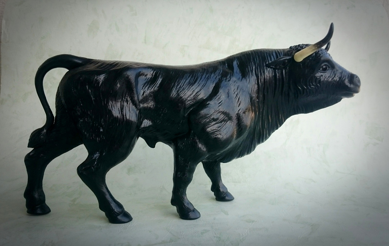 Spanish Bull - vintage model 1