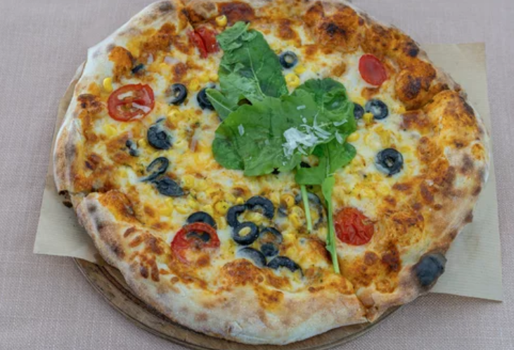 Pizza De 4 Estaciones (40 Cm.)