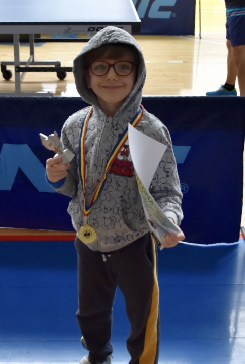 EBF4D5E7-2CF6-4021-B279-F40B06E03741