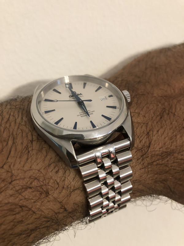 BAD95AEC-D32F-44FE-85BA-F4E3CFDC1263