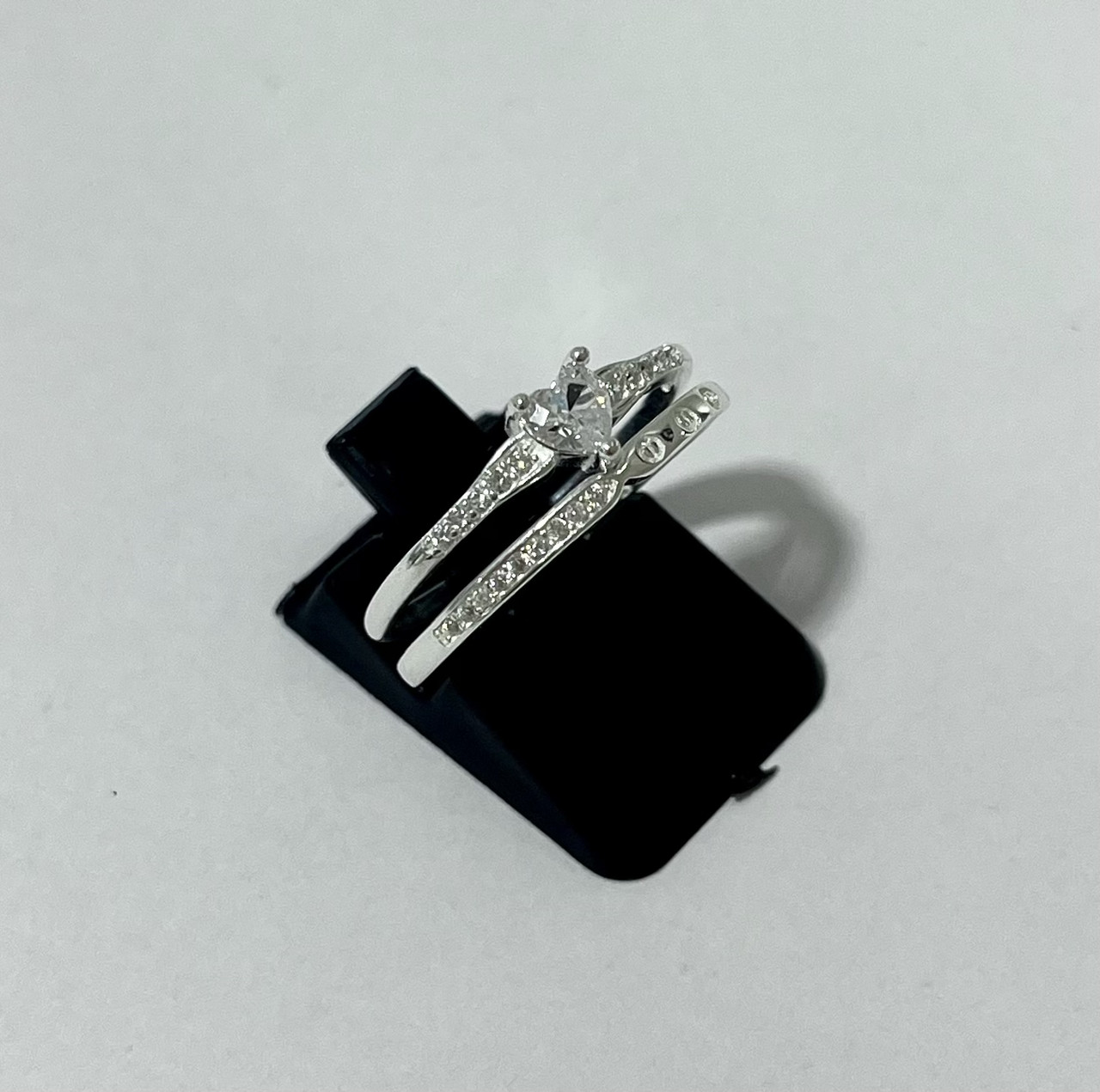 Anillo 17
