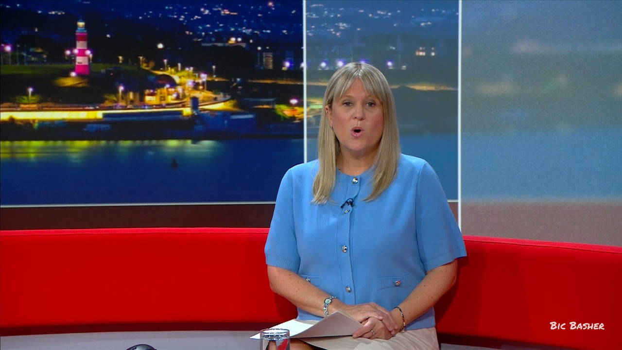 08 25 22 30 00 Spotlight Weather E56 The latest news sport we ts snapshot 09 53 644