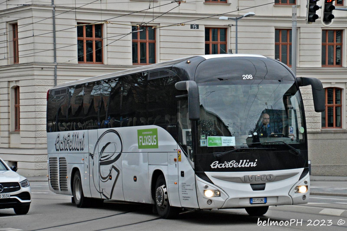 F36E0977-EAFD-49CF-932C-84004981EF1C