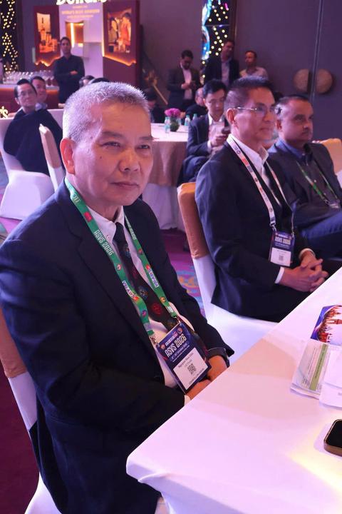 PGS.TS.BS Nguyễn Hữu Ước và các chuyên gia VNVDA chủ tọa, báo cáo khoa học tại ASVS 2026