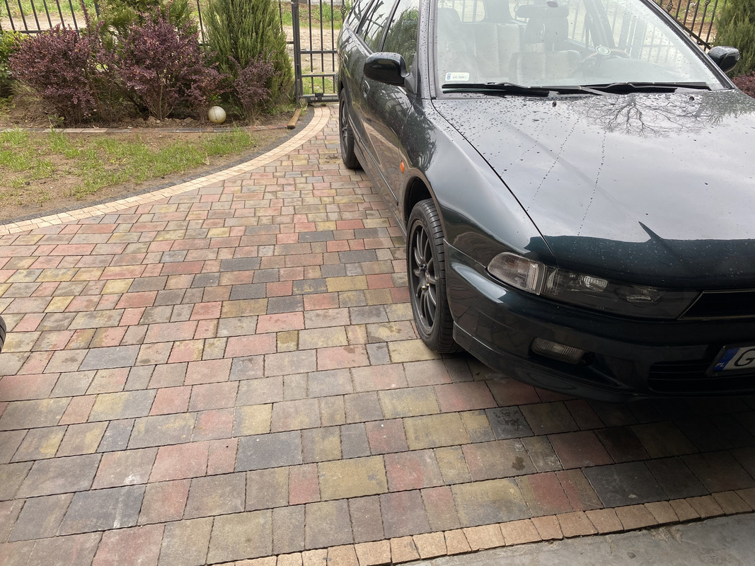 ADB3DFDA-FD18-4137-BEF9-C74C117FD1D1