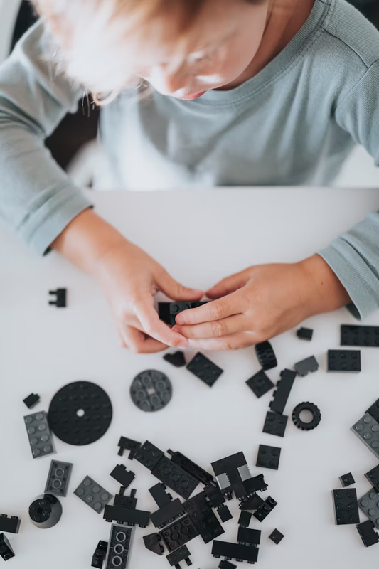 11 Play and activities Legos