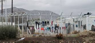 ΣΥΣΚΕΨΗ ΜΟΥΤΖΟΥΡΗ - ΠΛΕΥΡΗ ΜΕ ΦΟΝΤΟ ΤΟ ΜΕΤΑΝΑΣΤΕΥΤΙΚΟ