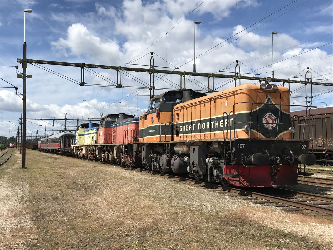 29252082-7FCD-4745-B75A-1725153AA9A4