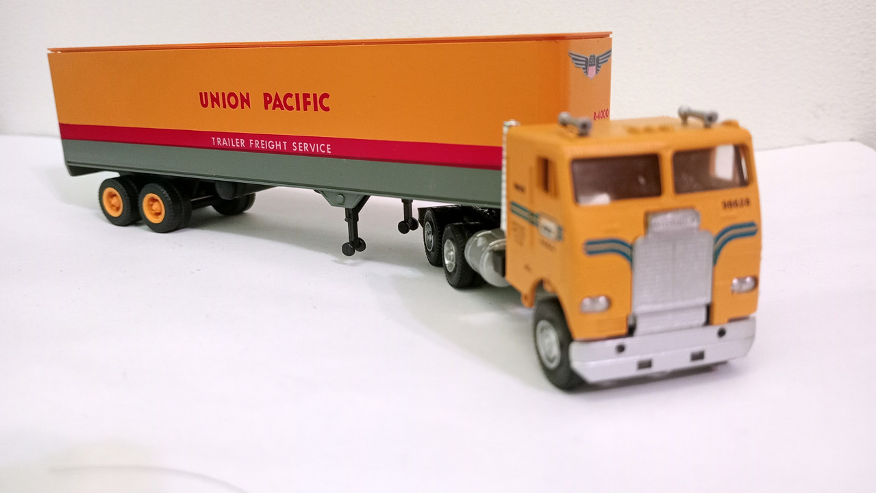 Mach (3916)
