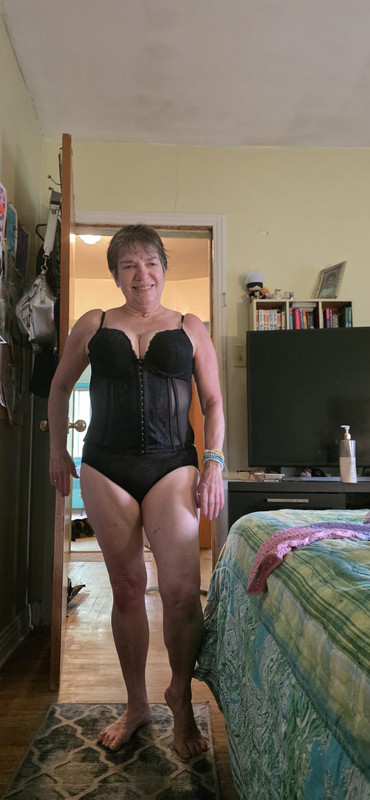 Doris in black
