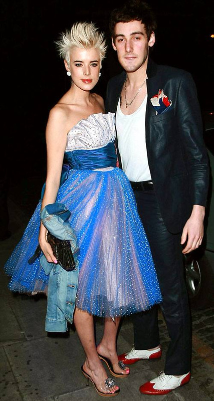 Agyness-Deyn-Feet-88764