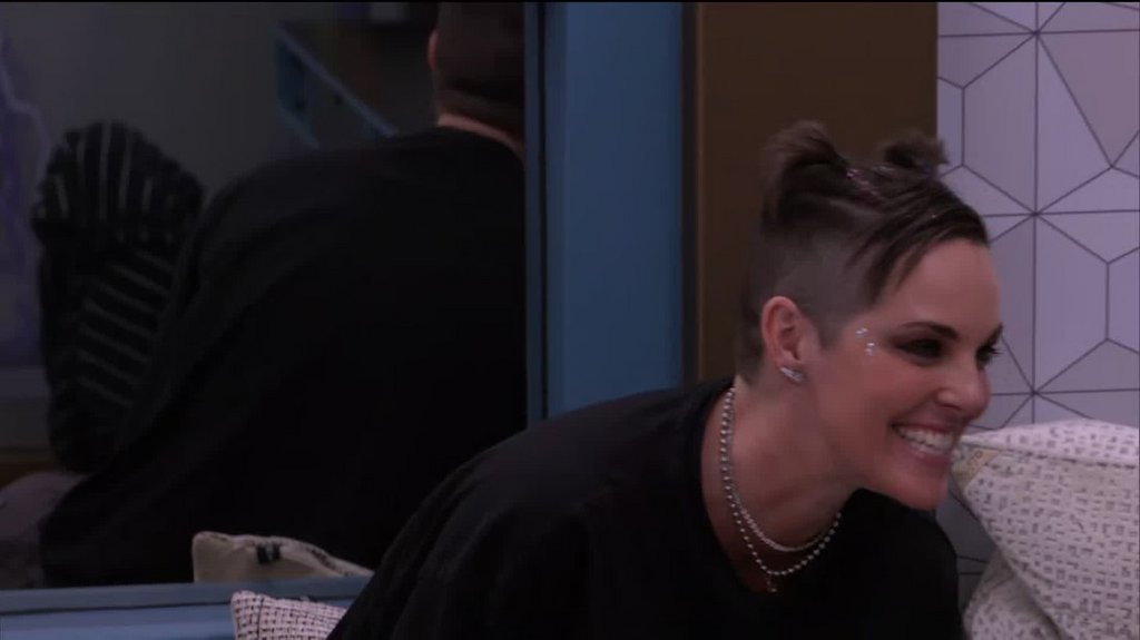 [Image: c8psy8z3tc2t.jpg]