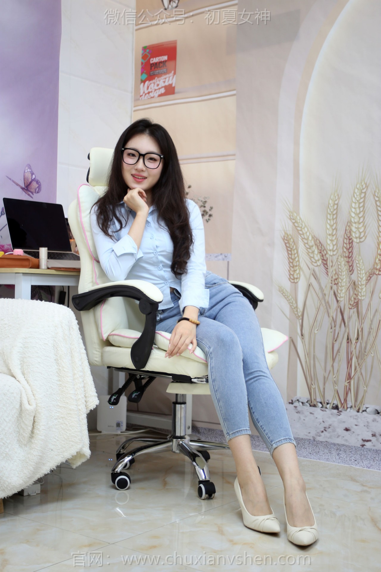 夏小小nude《初夏女神》写真，室内的，清新与优雅的双重享受插图9