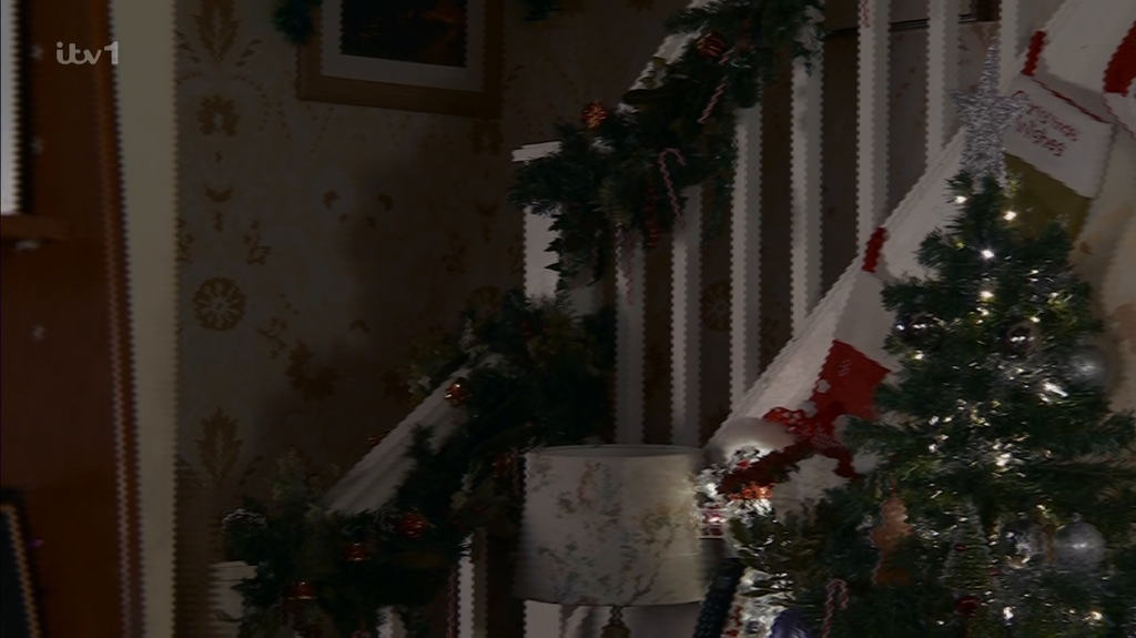 [Image: xerfbl05j9u5.png]