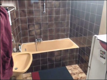 [Image: Voyeur17685090907.jpg]