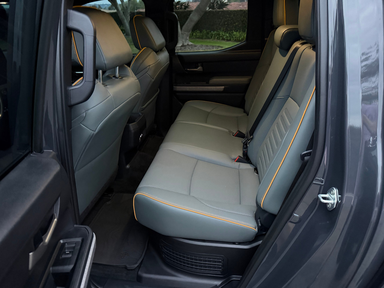 Vehicle thumbnail 22