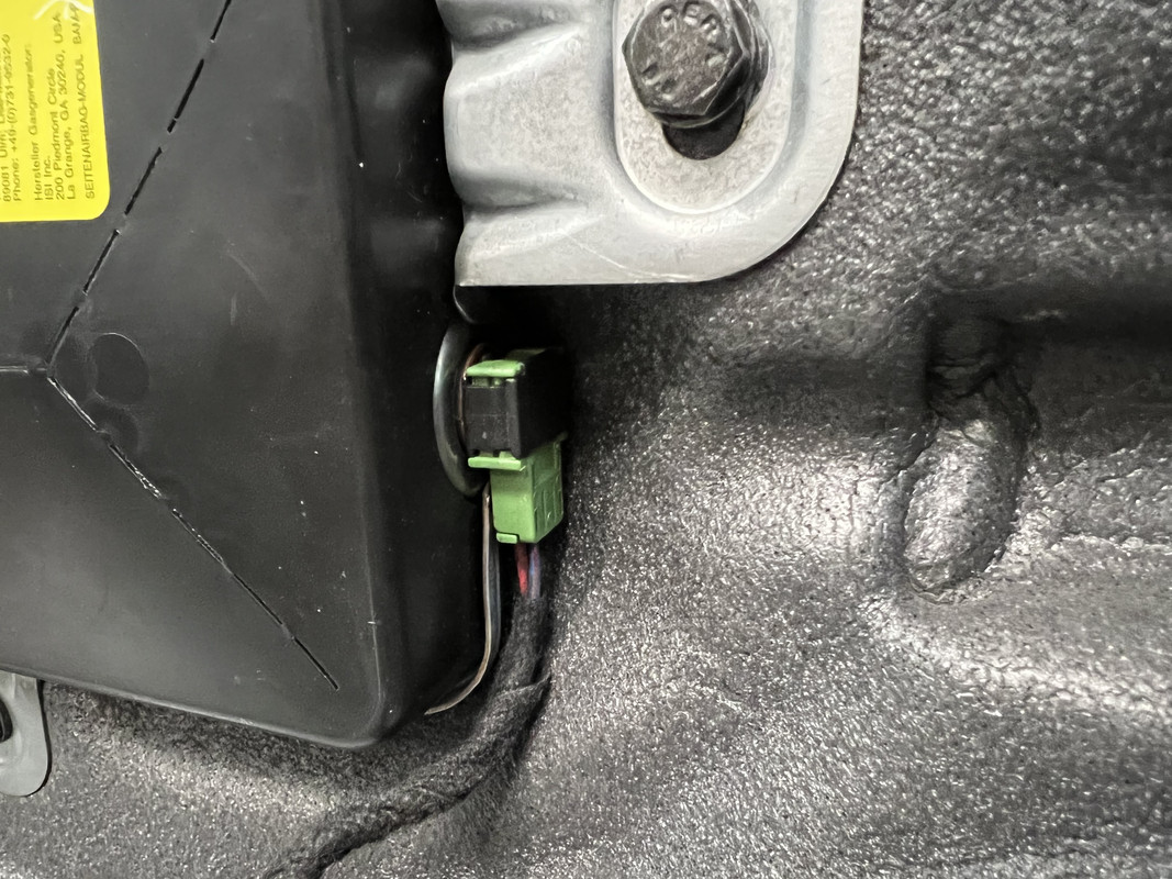 9AFF8AF4-2B86-4A03-B2A8-83A4BFE25624