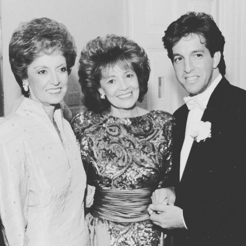 Kenneth Cole with his mother and mother in law Matilda Cuomo in between them