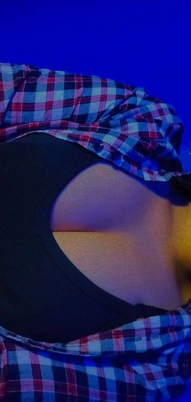 photo_6206300130555051977_y