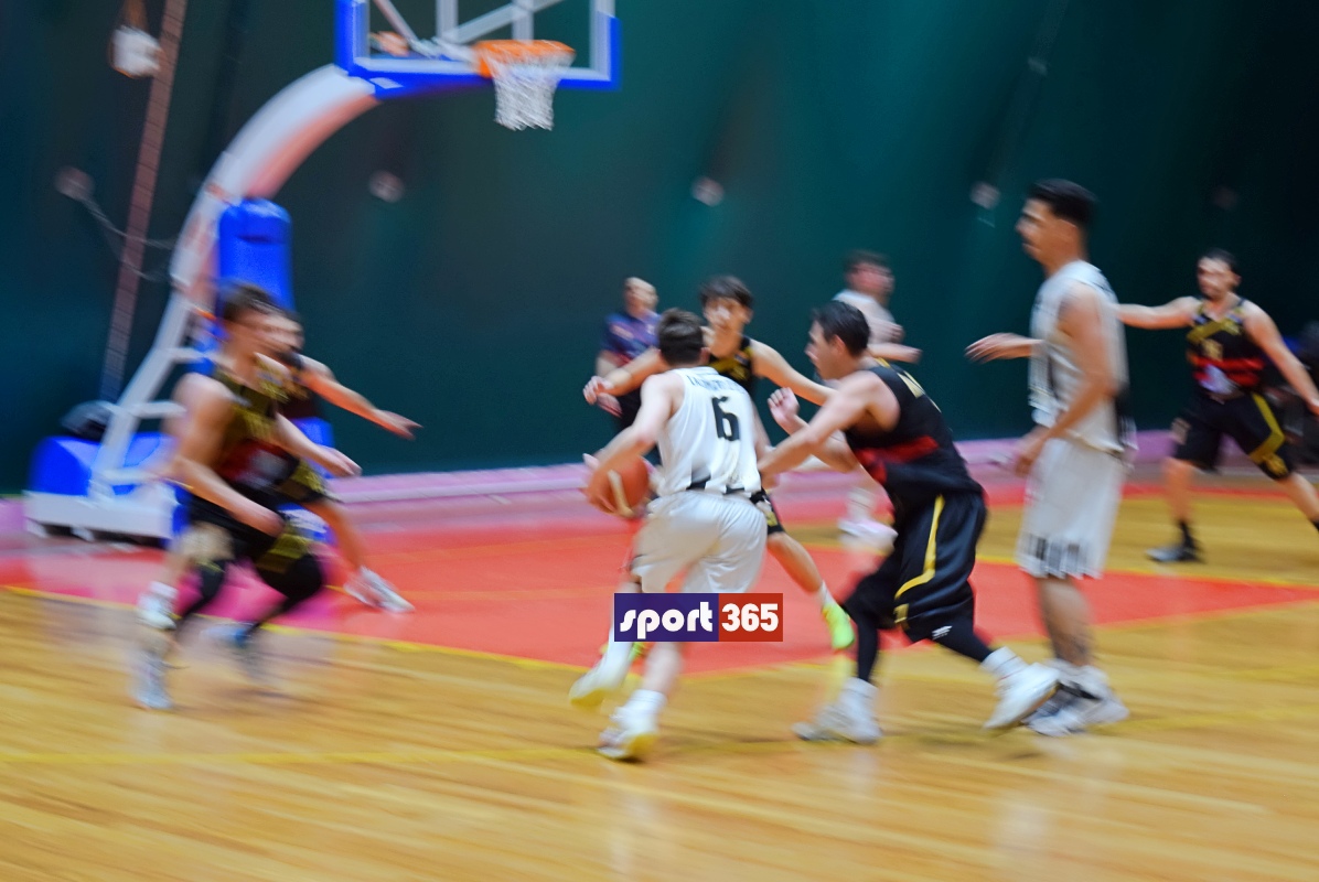 , &Omicron; &Delta;ί&omega;&nu; &Kappa;&upsilon;&pi;&alpha;&rho;&iota;&sigma;&sigma;ί&alpha;&sigmaf;&nbsp;64-60 &tau;&eta;&nu; &Kappa;&alpha;&lambda;&alpha;&mu;ά&tau;&alpha;&nbsp;B.C.&nbsp;&sigma;&tau;&eta;&nu; &Tau;έ&nu;&tau;&alpha;, &iota;&sigma;&omicron;&phi;ά&rho;&iota;&sigma;&epsilon; (1-1) &tau;&omicron;&upsilon;&sigmaf; &tau;&epsilon;&lambda;&iota;&kappa;&omicron;ύ&sigmaf; &tau;&eta;&sigmaf; &Alpha;1 &Epsilon;&Kappa;&Alpha;&Sigma;&Kappa;&Epsilon;&Nu;&Omicron;&Pi; (&phi;&omega;&tau;&omicron;&gamma;&rho;&alpha;&phi;&iota;&epsilon;&sigmaf; & &beta;ί&nu;&tau;&epsilon;&omicron;)