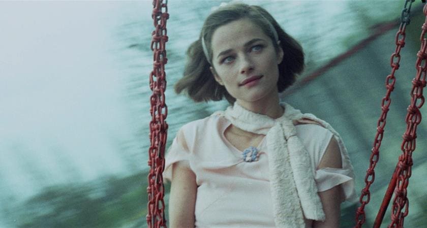 Кадр из фильма «Ночной портье». История создания и интересные факты о фильме. Кадр из фильма «Ночной портье». История создания и интересные факты о фильме.