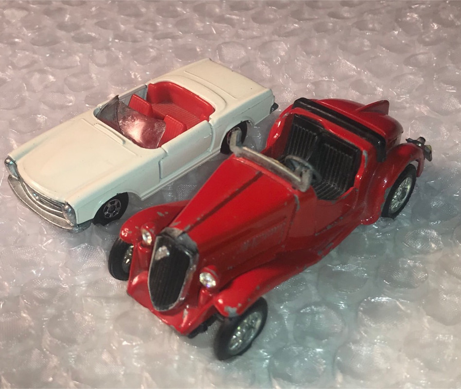 8816FEB2-30D4-4289-87E3-A611F4A9EFF5