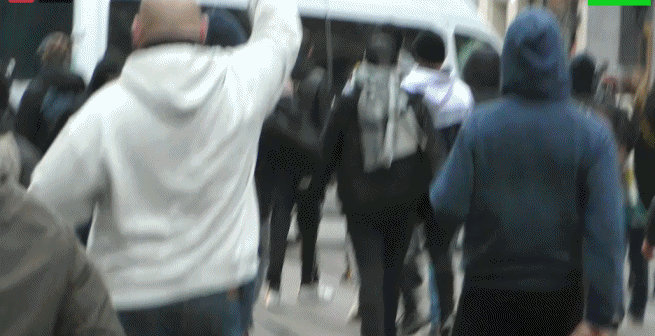 pfffffffffff0946.gif