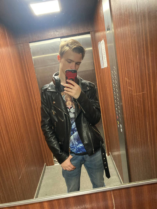 78F0C61B-ECB7-4482-B94E-5E4016EF41D1