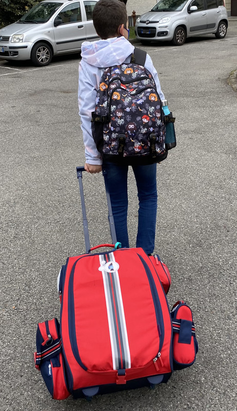 23A658ED-E3AD-41B2-A03C-897047B29D22