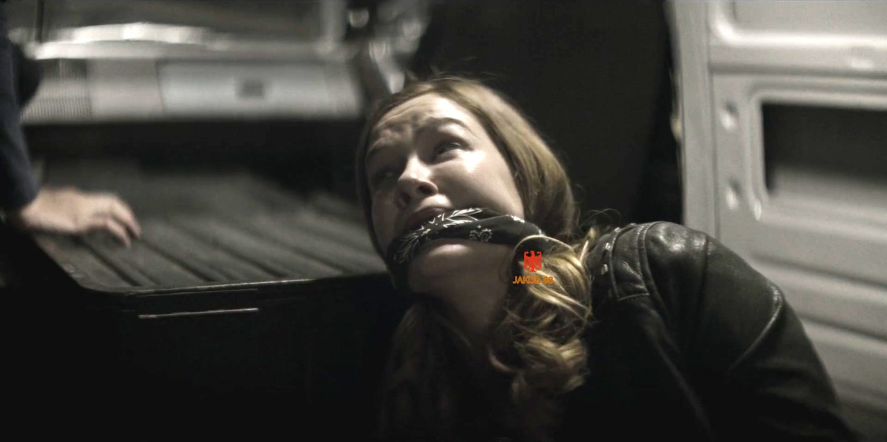 Ambyr Childers 6 - You S2E5
