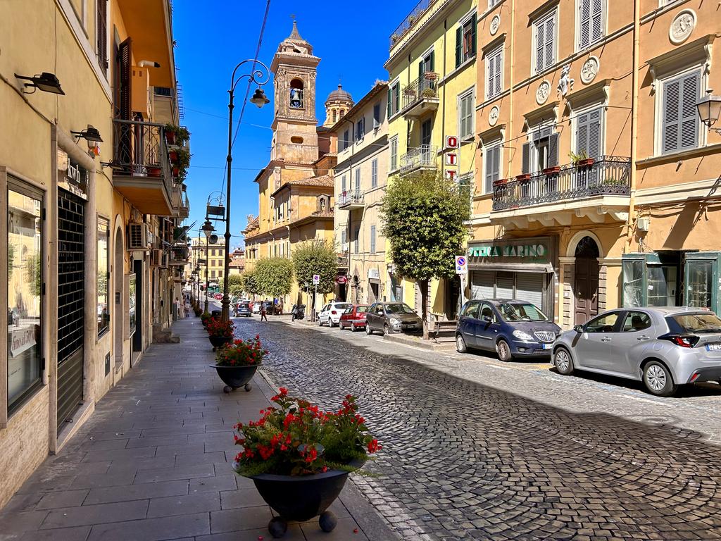 Жаркий сентябрь на побережье Тирренского моря.