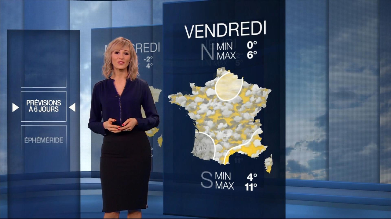 Stéphanie Duval 241218.mp4_snapshot_02.05_[2018.12.24_23.28.10]