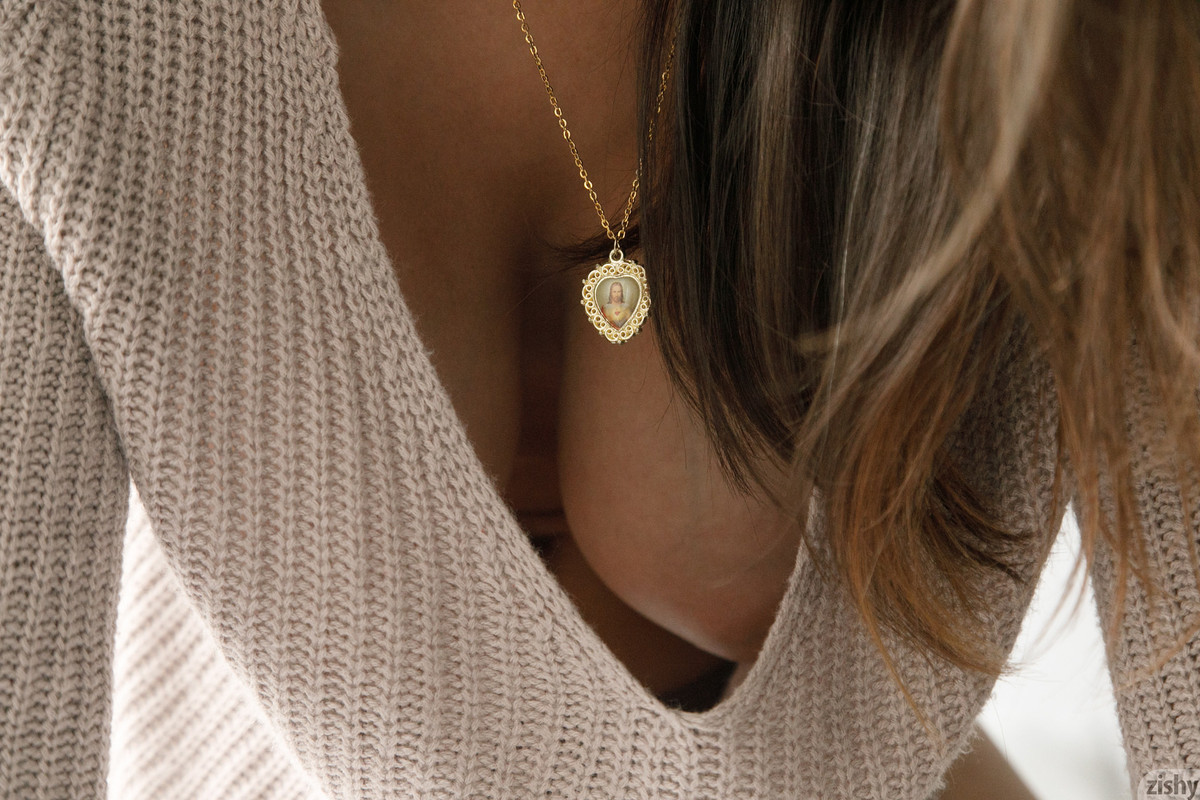 full_047_1354341446094705