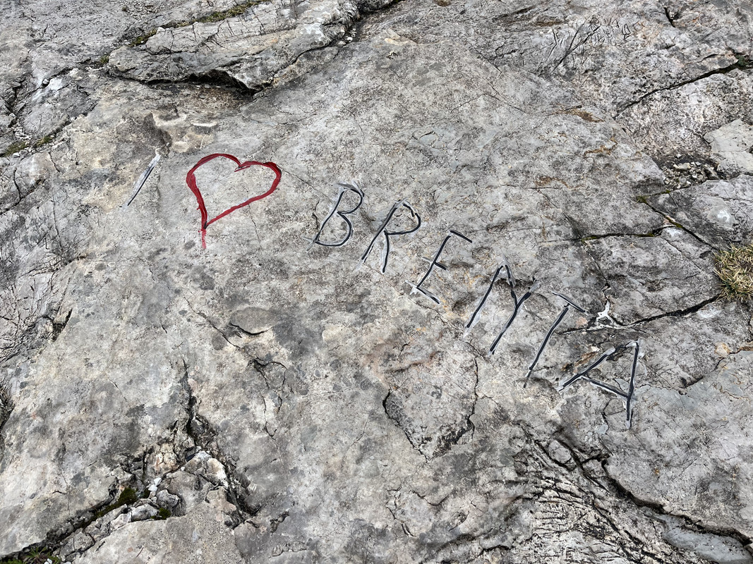 3975FC53-194C-4C30-8A39-38A7D1286C9A