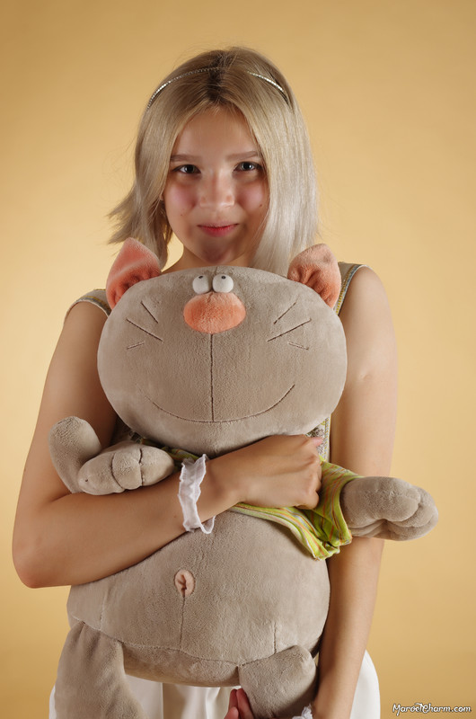 MarvelCharm_Lena-Happy-003